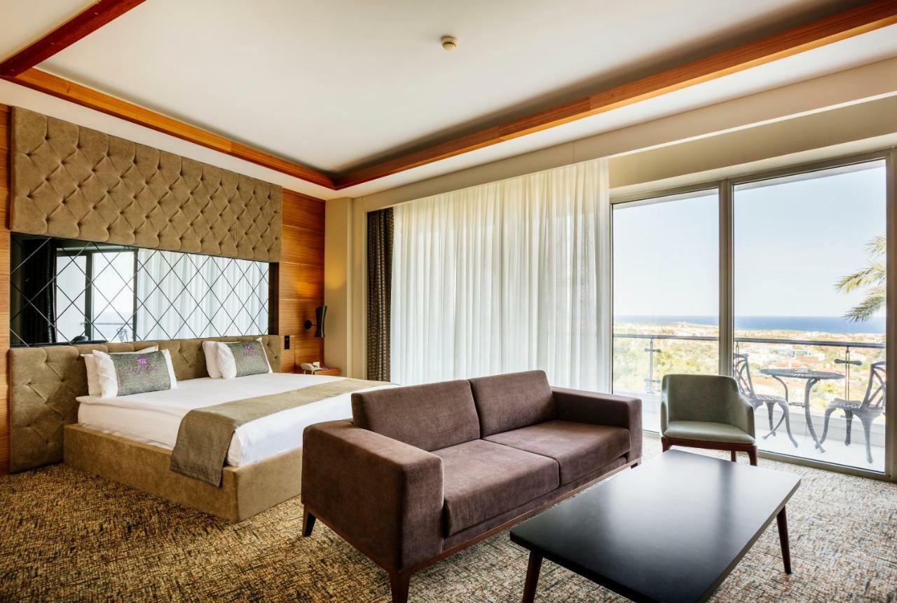 Malpas Hotel Agios Epiktitos Luaran gambar