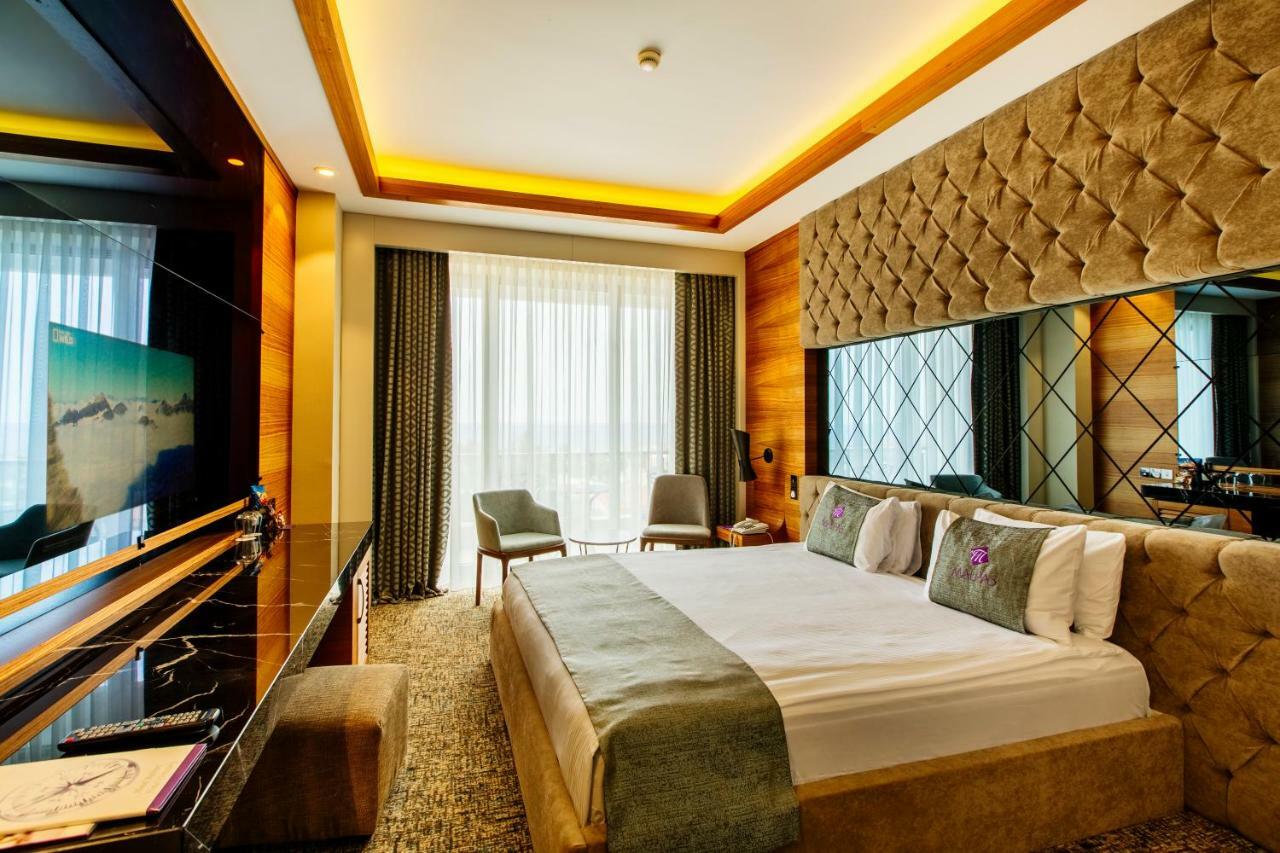 Malpas Hotel Agios Epiktitos Luaran gambar