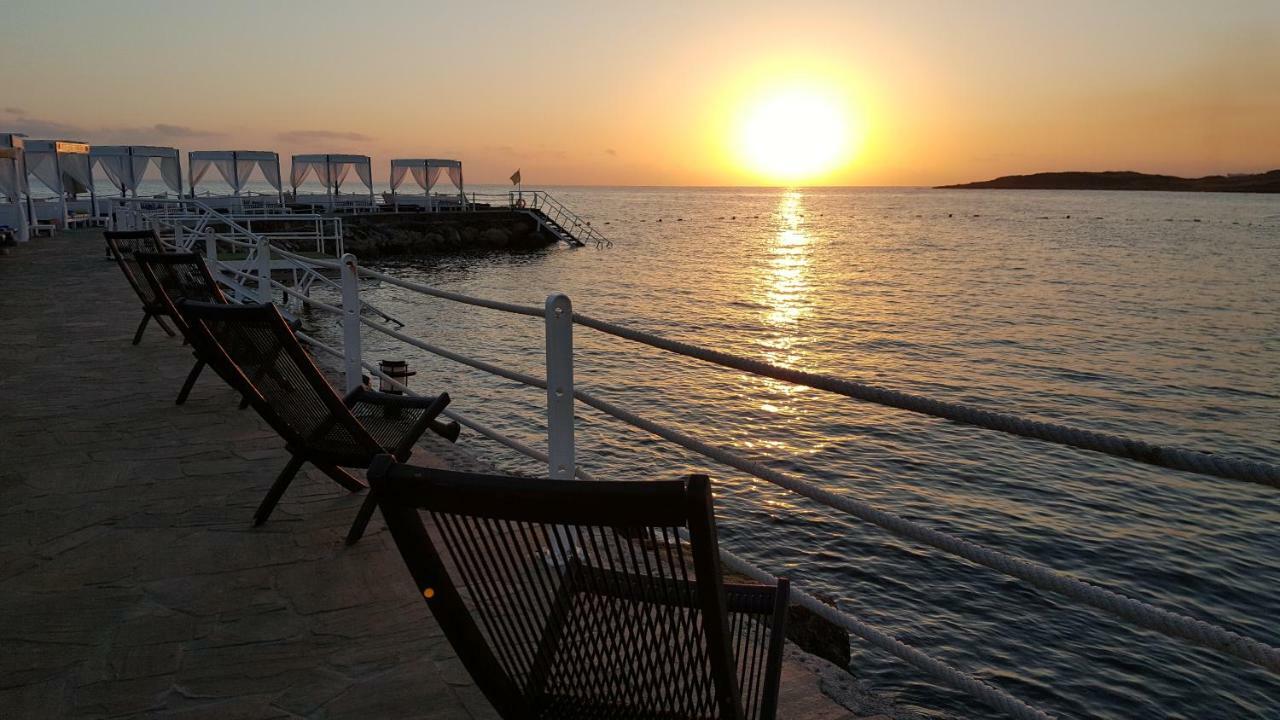 Malpas Hotel Agios Epiktitos Luaran gambar