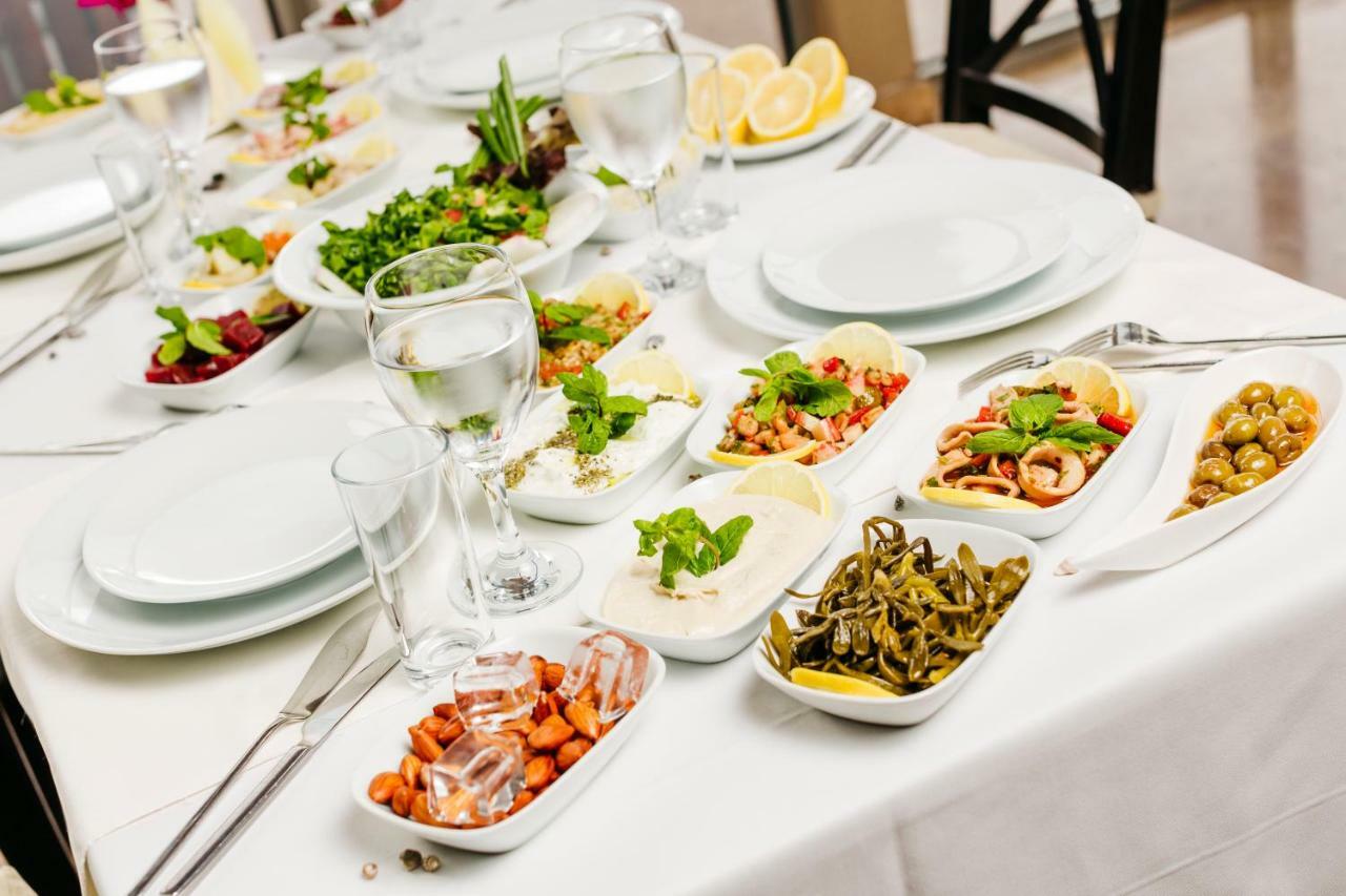 Malpas Hotel Agios Epiktitos Luaran gambar
