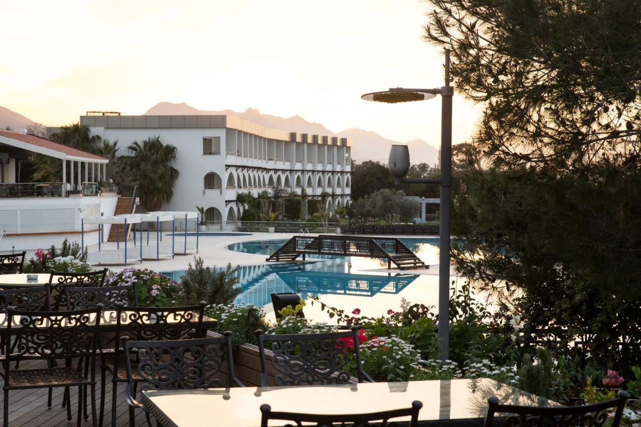 Malpas Hotel Agios Epiktitos Luaran gambar
